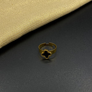 Stainless Steel Black Clover - Set of 4 Include ( Bracelet, Pendant, Adjustable Ring & Earrings )