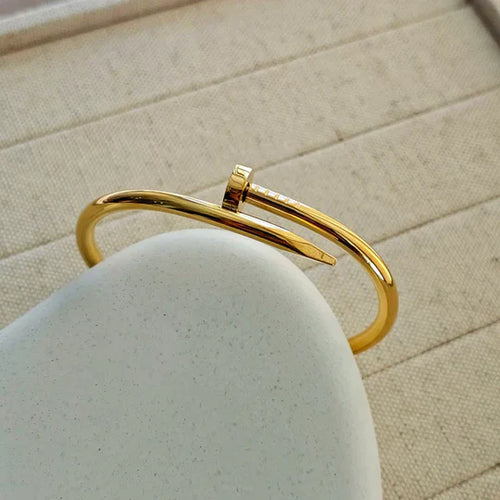 Noir Clou Bracelet